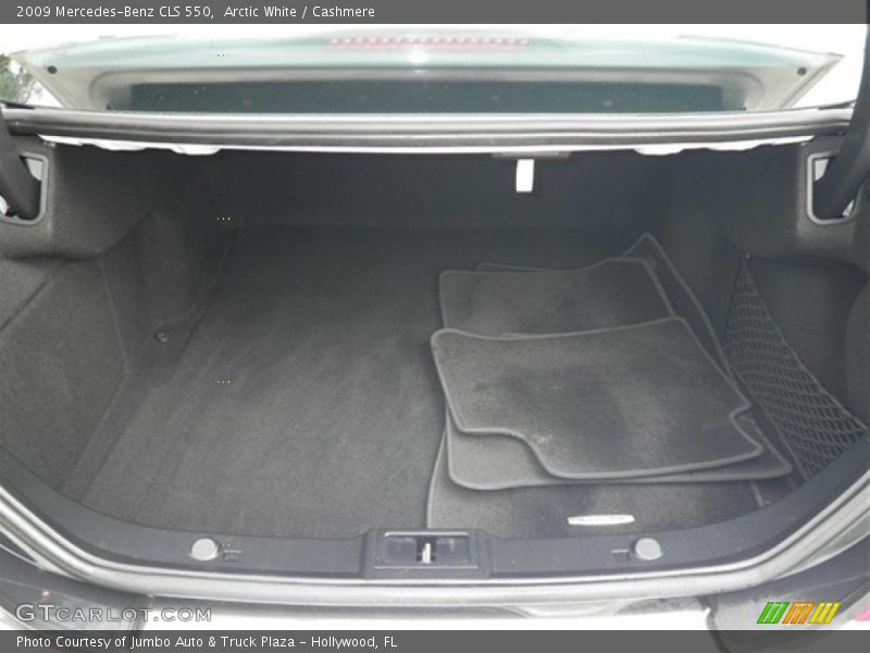 Arctic White / Cashmere 2009 Mercedes-Benz CLS 550