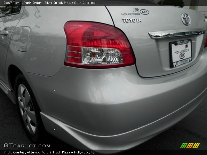 Silver Streak Mica / Dark Charcoal 2007 Toyota Yaris Sedan