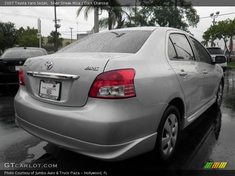 Silver Streak Mica / Dark Charcoal 2007 Toyota Yaris Sedan