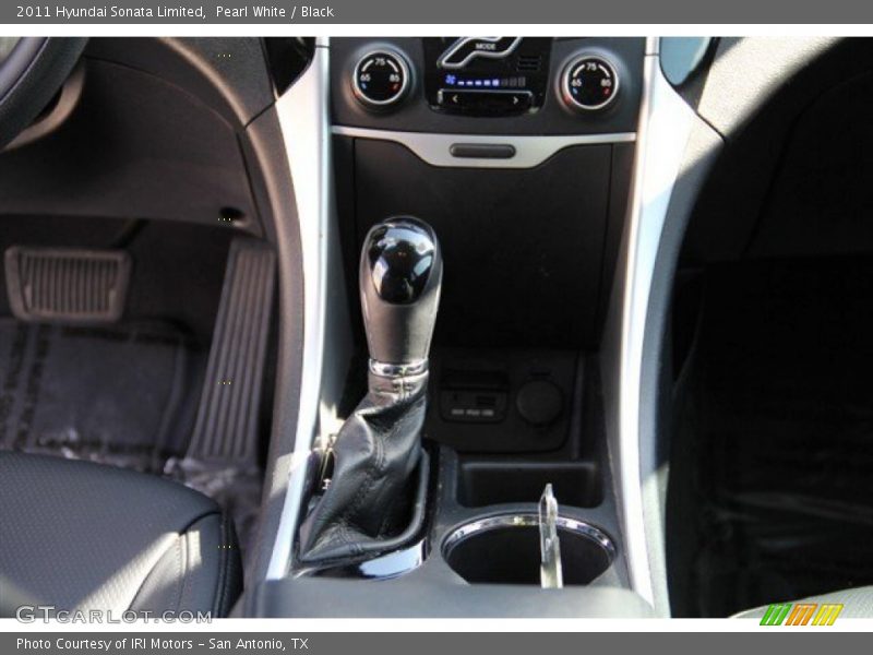 Pearl White / Black 2011 Hyundai Sonata Limited