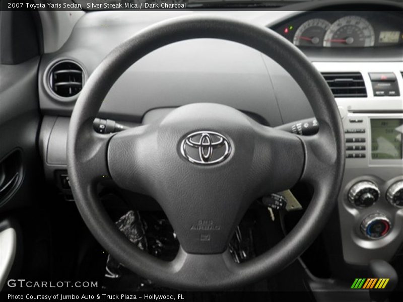 Silver Streak Mica / Dark Charcoal 2007 Toyota Yaris Sedan