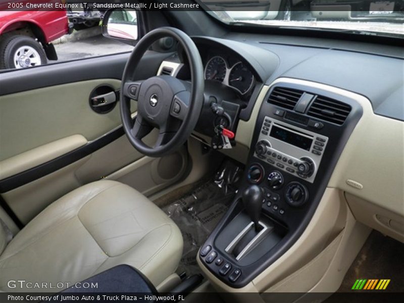 Sandstone Metallic / Light Cashmere 2005 Chevrolet Equinox LT