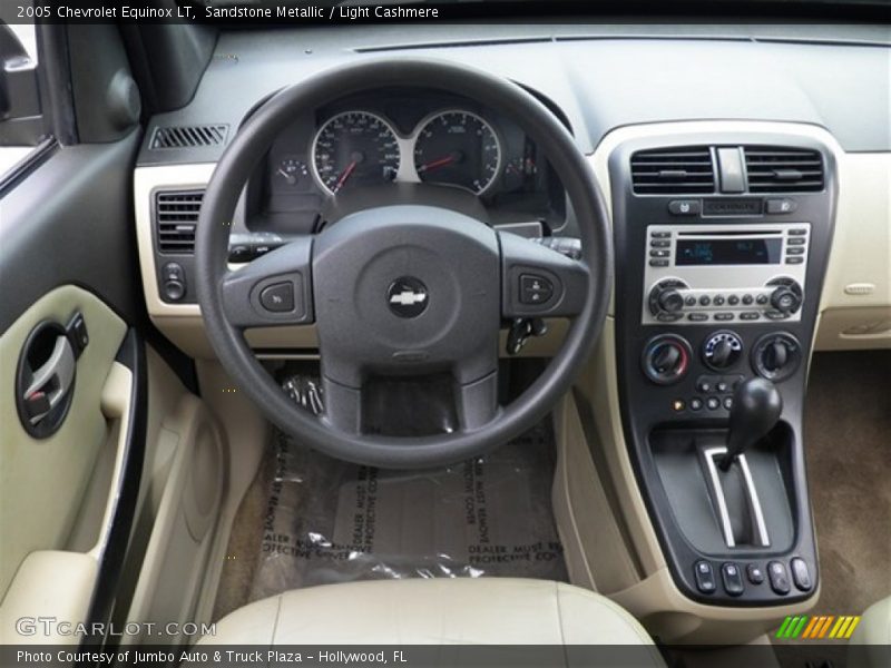 Sandstone Metallic / Light Cashmere 2005 Chevrolet Equinox LT