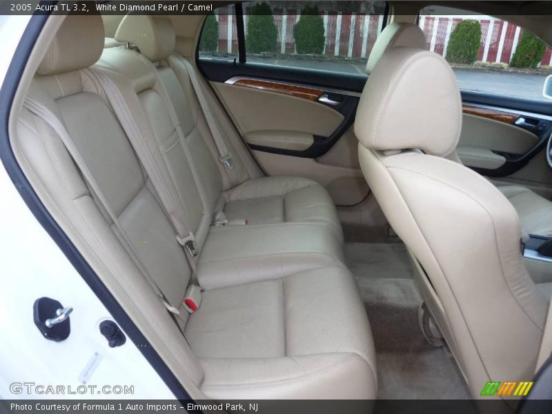 White Diamond Pearl / Camel 2005 Acura TL 3.2