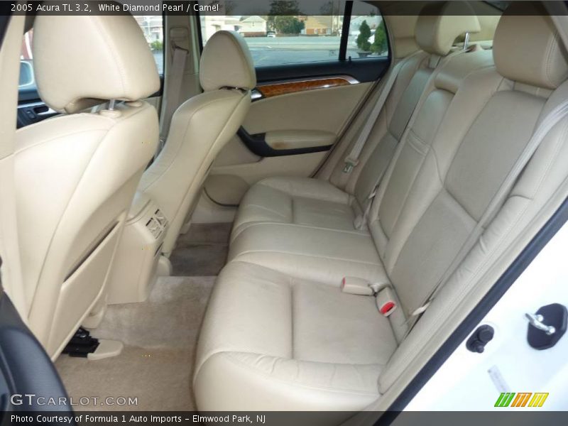White Diamond Pearl / Camel 2005 Acura TL 3.2