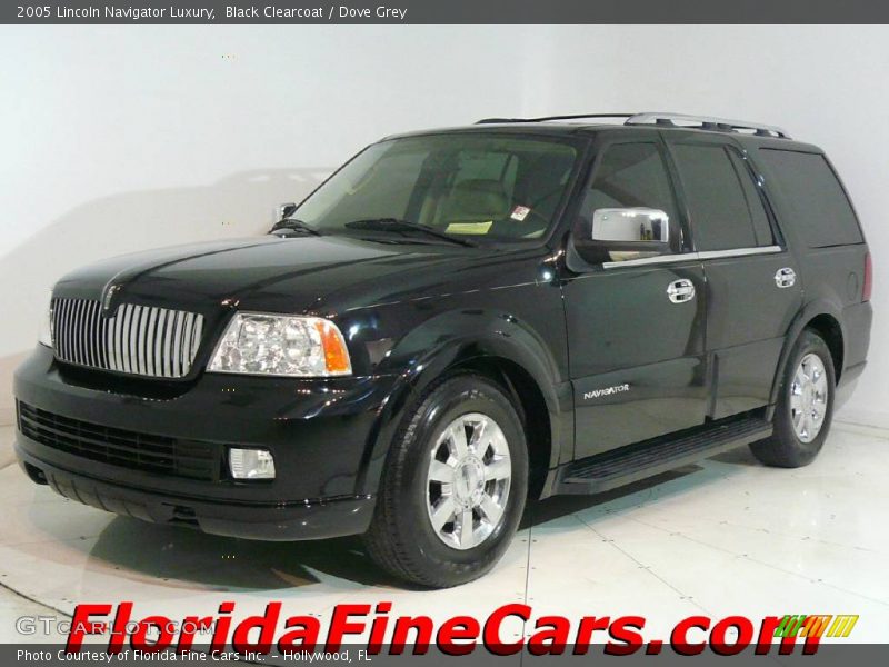 Black Clearcoat / Dove Grey 2005 Lincoln Navigator Luxury