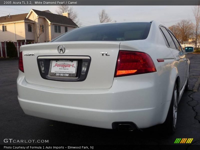 White Diamond Pearl / Camel 2005 Acura TL 3.2