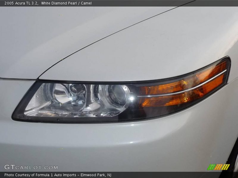 White Diamond Pearl / Camel 2005 Acura TL 3.2