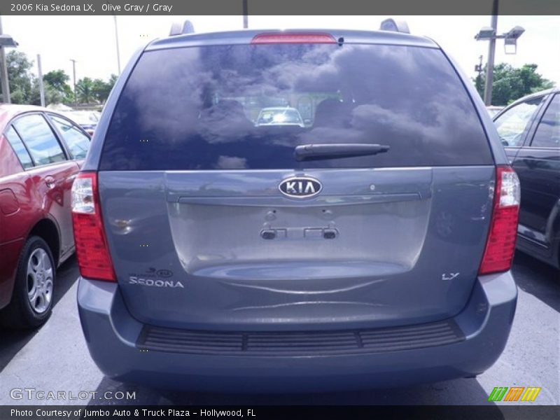 Olive Gray / Gray 2006 Kia Sedona LX
