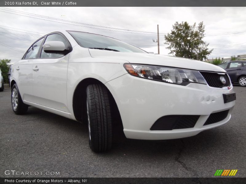 Clear White / Coffee 2010 Kia Forte EX