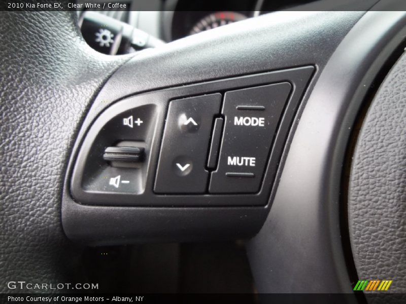 Clear White / Coffee 2010 Kia Forte EX