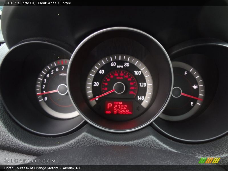 Clear White / Coffee 2010 Kia Forte EX