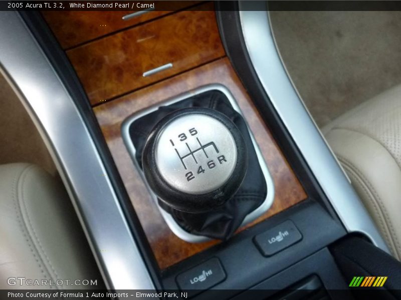 White Diamond Pearl / Camel 2005 Acura TL 3.2