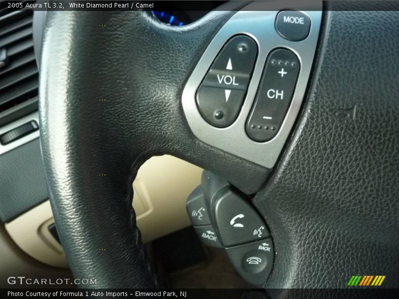 White Diamond Pearl / Camel 2005 Acura TL 3.2