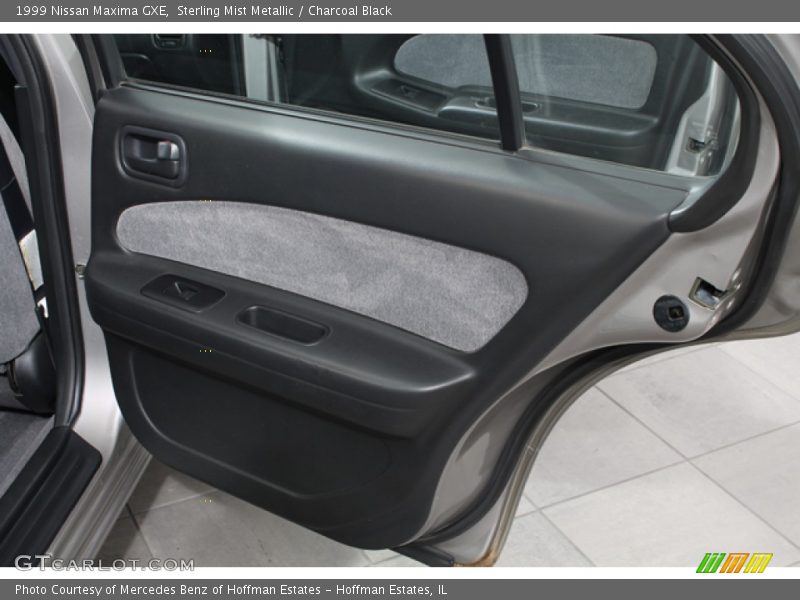 Sterling Mist Metallic / Charcoal Black 1999 Nissan Maxima GXE