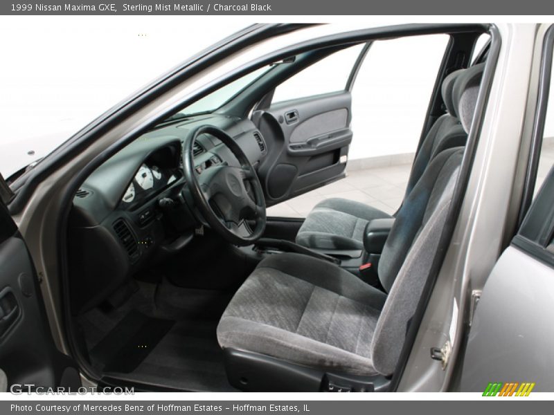 Sterling Mist Metallic / Charcoal Black 1999 Nissan Maxima GXE