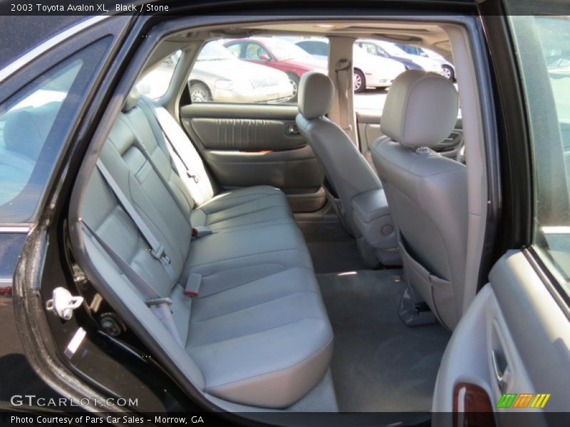 Black / Stone 2003 Toyota Avalon XL