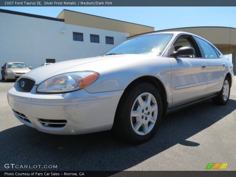 Silver Frost Metallic / Medium/Dark Flint 2007 Ford Taurus SE