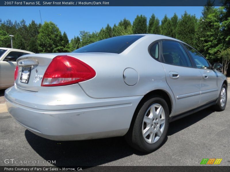 Silver Frost Metallic / Medium/Dark Flint 2007 Ford Taurus SE