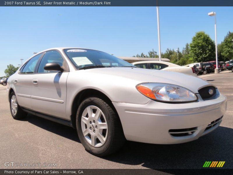 Silver Frost Metallic / Medium/Dark Flint 2007 Ford Taurus SE