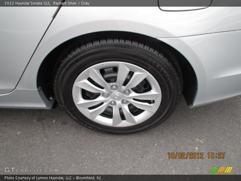 Radiant Silver / Gray 2013 Hyundai Sonata GLS