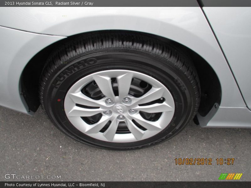 Radiant Silver / Gray 2013 Hyundai Sonata GLS