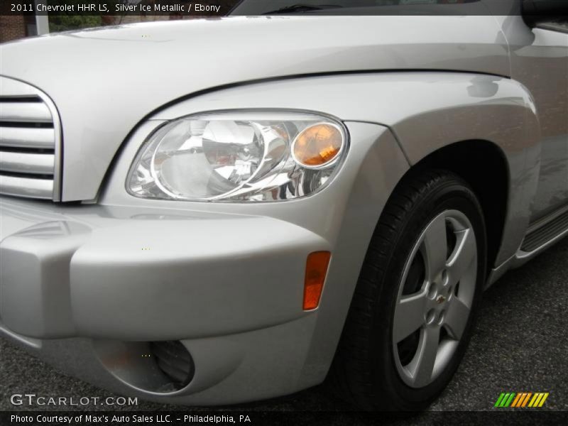 Silver Ice Metallic / Ebony 2011 Chevrolet HHR LS