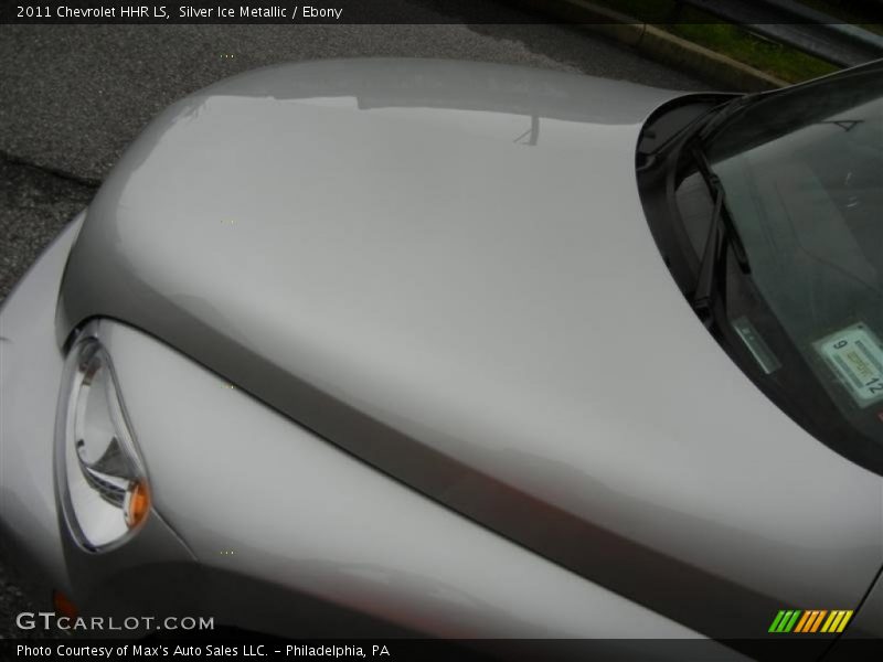 Silver Ice Metallic / Ebony 2011 Chevrolet HHR LS