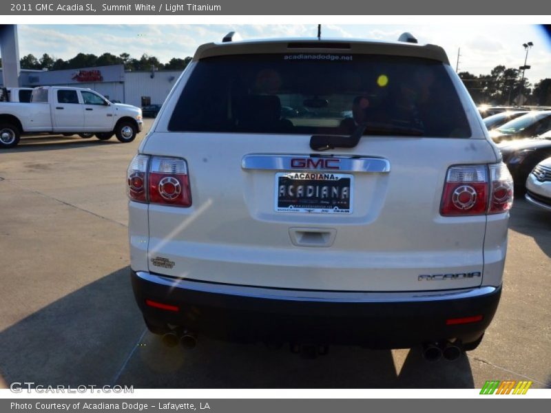 Summit White / Light Titanium 2011 GMC Acadia SL