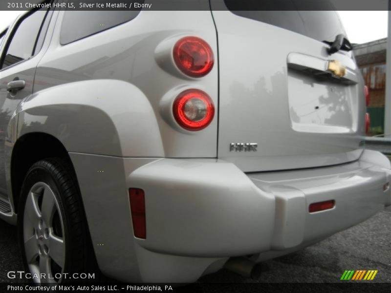 Silver Ice Metallic / Ebony 2011 Chevrolet HHR LS