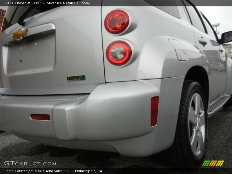 Silver Ice Metallic / Ebony 2011 Chevrolet HHR LS