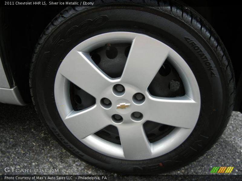 Silver Ice Metallic / Ebony 2011 Chevrolet HHR LS