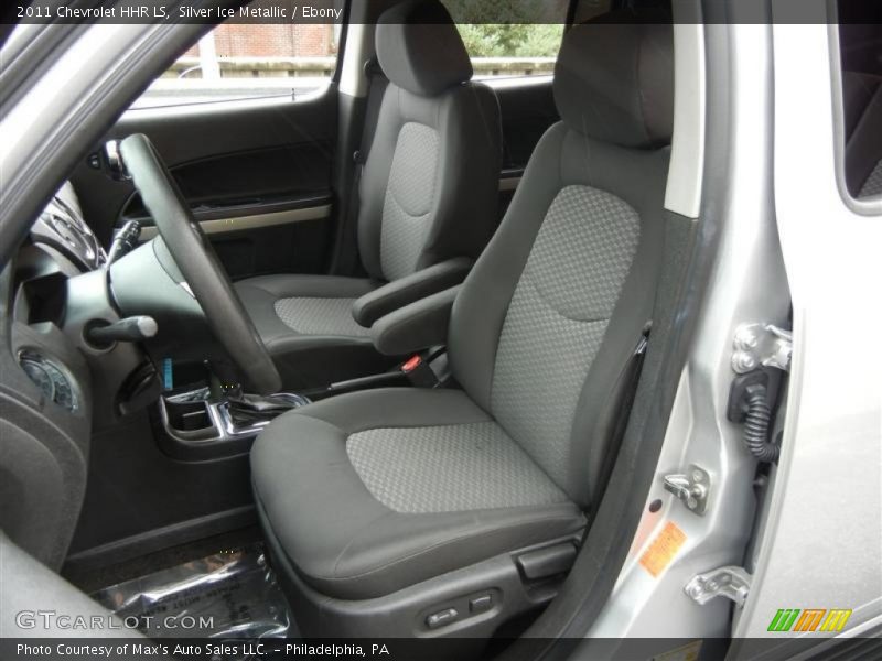Silver Ice Metallic / Ebony 2011 Chevrolet HHR LS