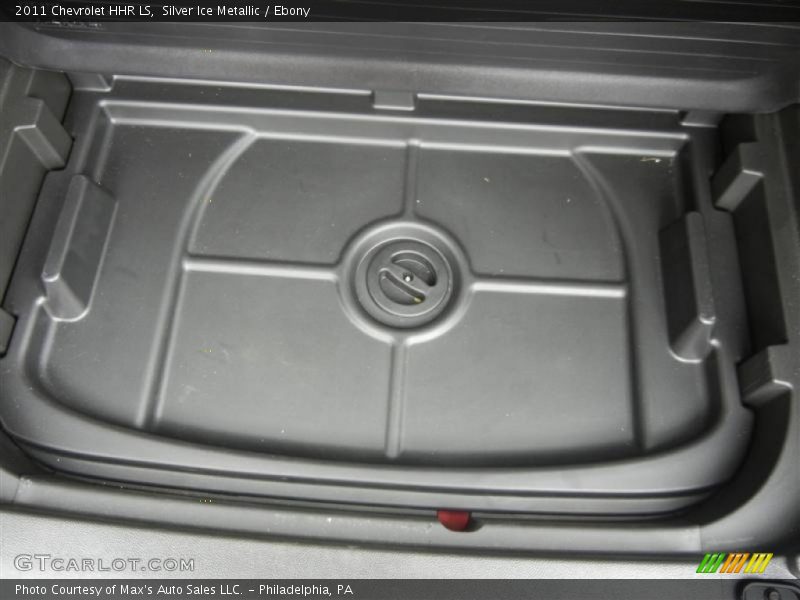 Silver Ice Metallic / Ebony 2011 Chevrolet HHR LS