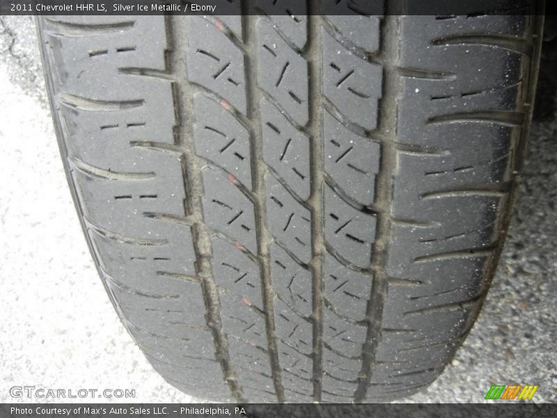 Silver Ice Metallic / Ebony 2011 Chevrolet HHR LS