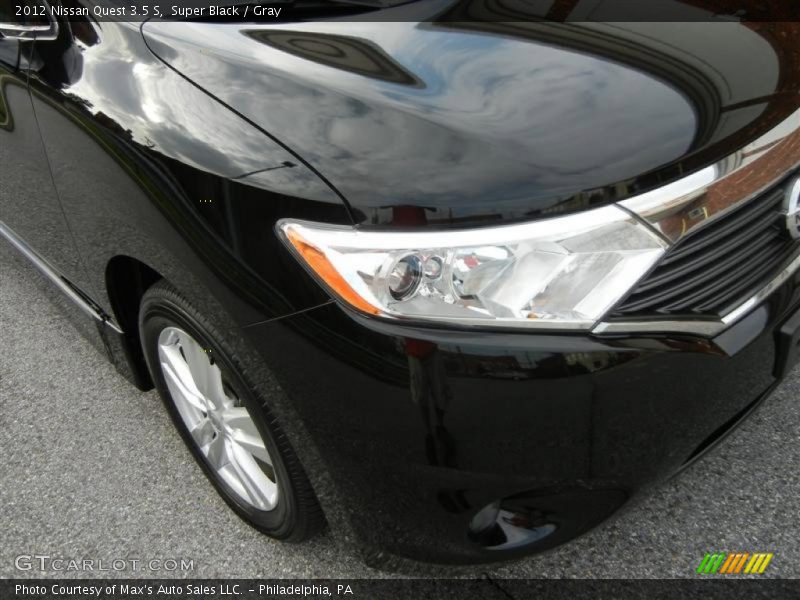 Super Black / Gray 2012 Nissan Quest 3.5 S