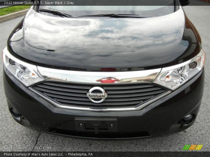 Super Black / Gray 2012 Nissan Quest 3.5 S