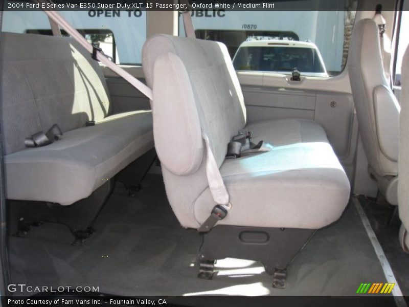Oxford White / Medium Flint 2004 Ford E Series Van E350 Super Duty XLT 15 Passenger