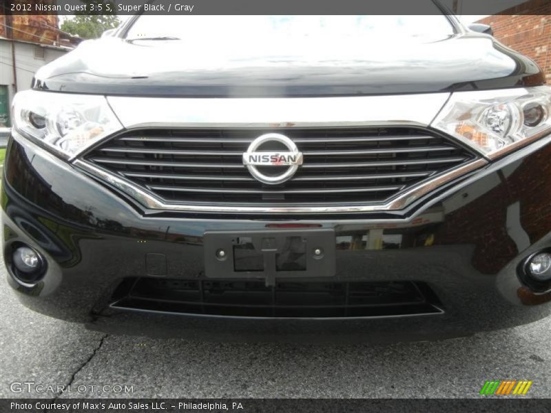 Super Black / Gray 2012 Nissan Quest 3.5 S