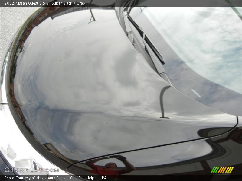Super Black / Gray 2012 Nissan Quest 3.5 S
