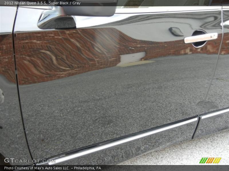 Super Black / Gray 2012 Nissan Quest 3.5 S