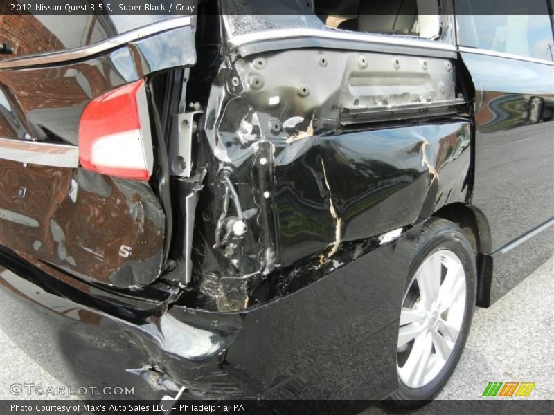 Super Black / Gray 2012 Nissan Quest 3.5 S