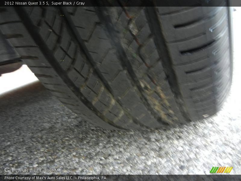 Super Black / Gray 2012 Nissan Quest 3.5 S