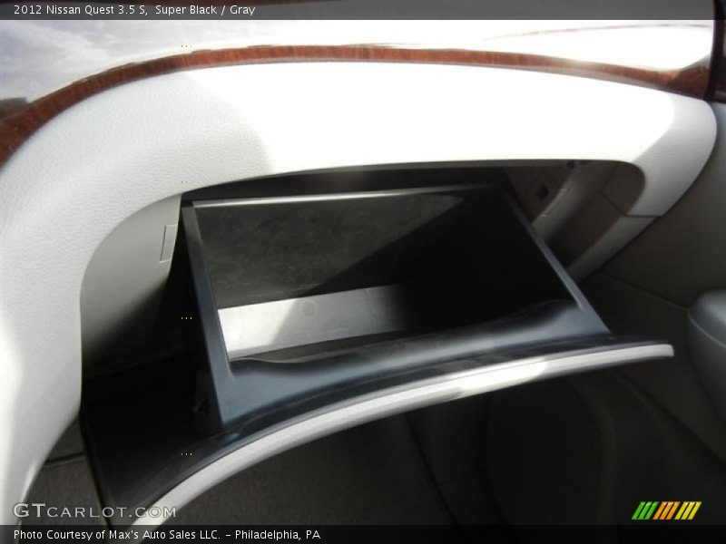 Super Black / Gray 2012 Nissan Quest 3.5 S