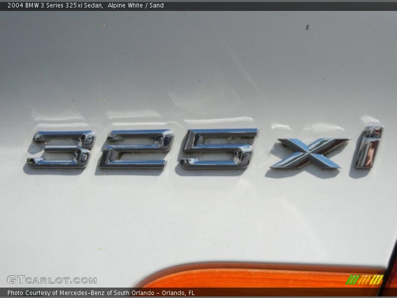Alpine White / Sand 2004 BMW 3 Series 325xi Sedan
