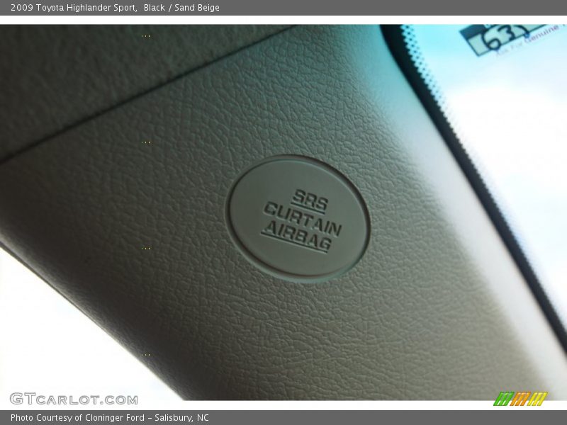 Black / Sand Beige 2009 Toyota Highlander Sport