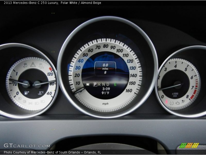Polar White / Almond Beige 2013 Mercedes-Benz C 250 Luxury