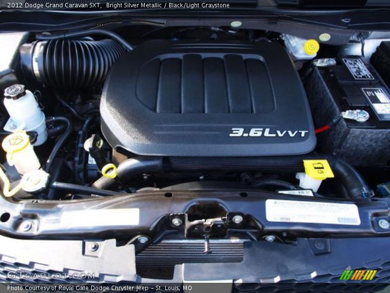 Bright Silver Metallic / Black/Light Graystone 2012 Dodge Grand Caravan SXT