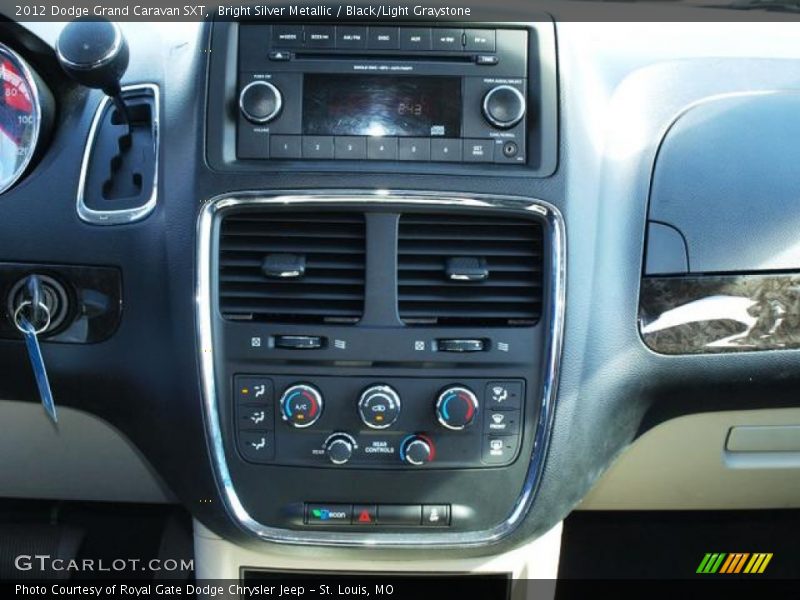 Bright Silver Metallic / Black/Light Graystone 2012 Dodge Grand Caravan SXT