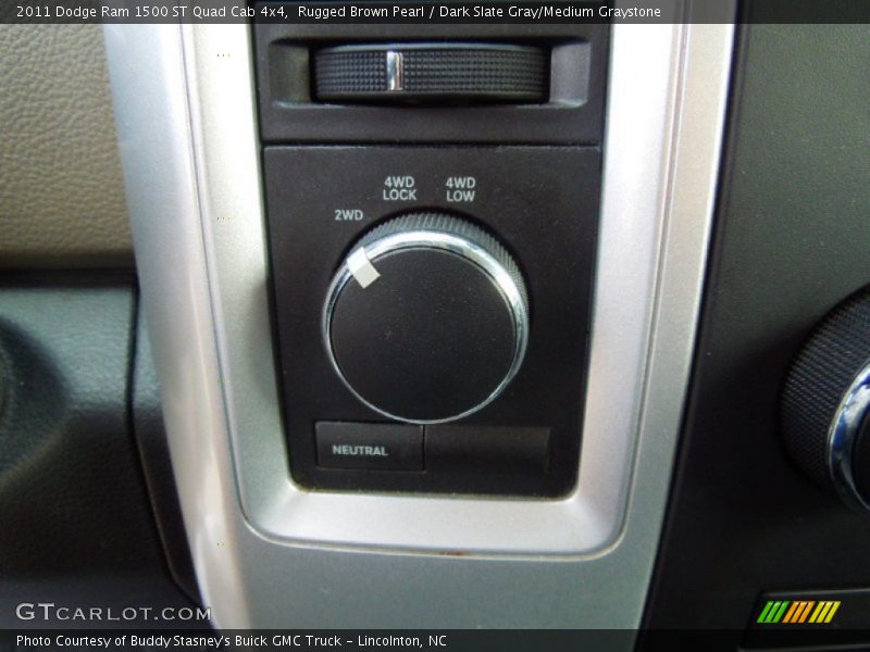 Rugged Brown Pearl / Dark Slate Gray/Medium Graystone 2011 Dodge Ram 1500 ST Quad Cab 4x4